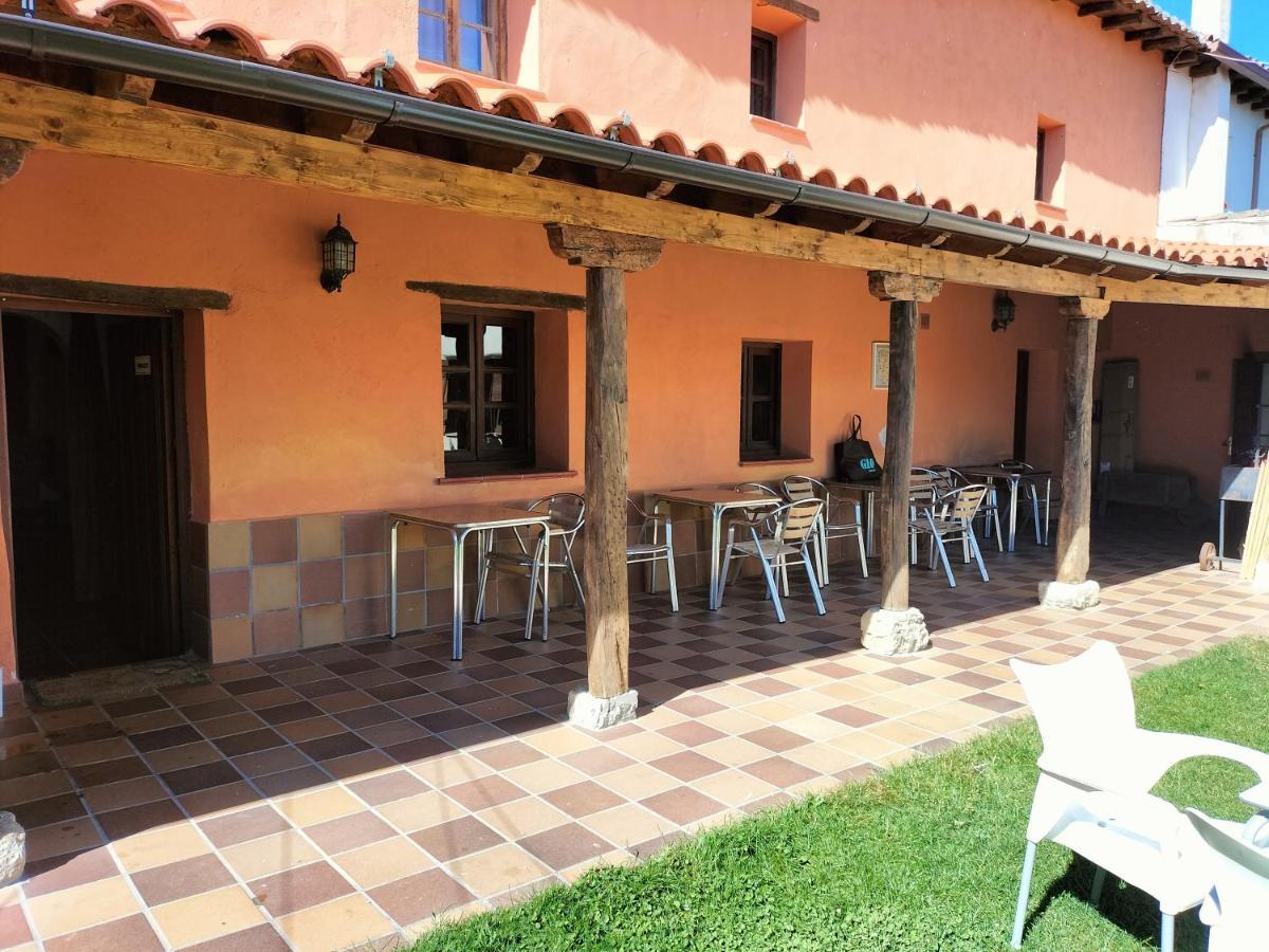Albergue Don Camino Villalcazar de Sirga Exterior photo